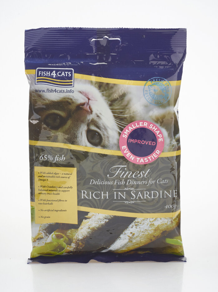 FISH4CATS Granule malé pro kočky Finest sardinka 400 g