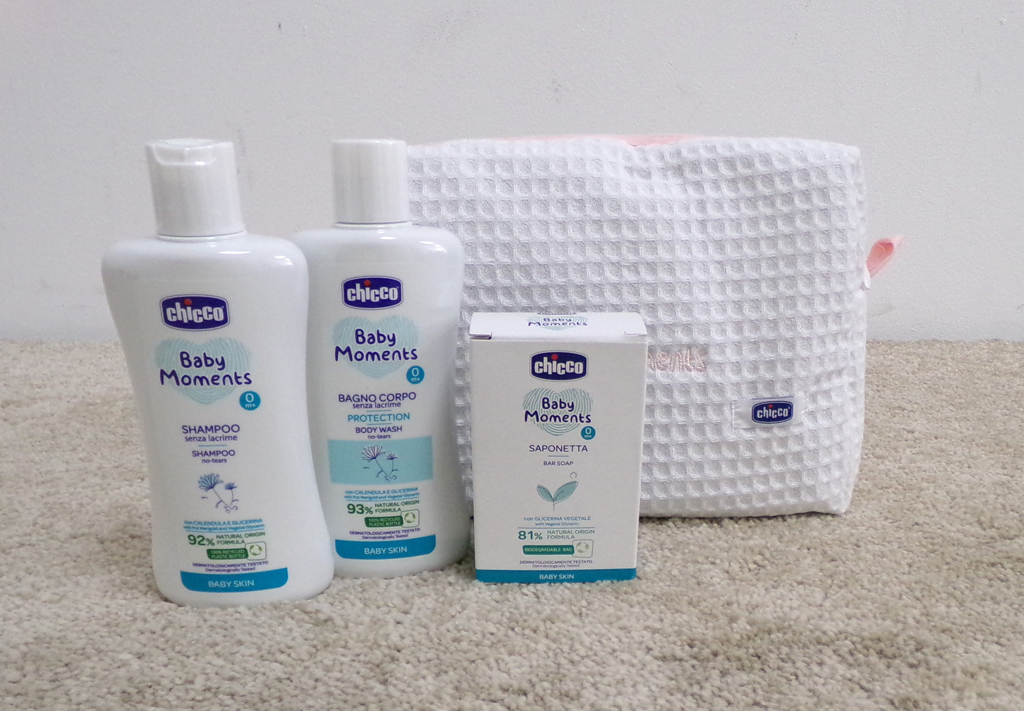 CHICCO Kapsička kosmetická na zip - Set Baby Moments růžová
