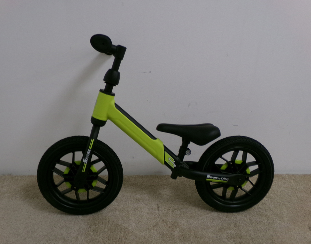 QPLAY Odrážedlo Spark Green