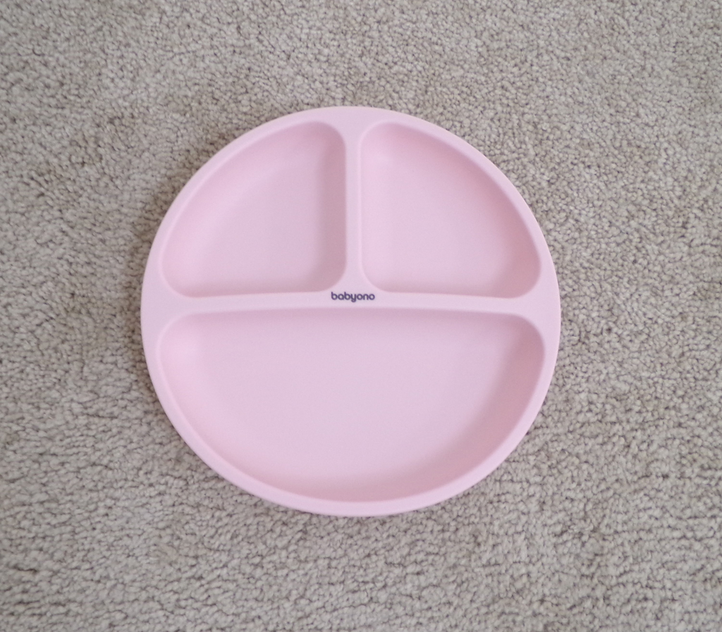 BABYONO Talíř silikonový s přísavkou - pink 6m+