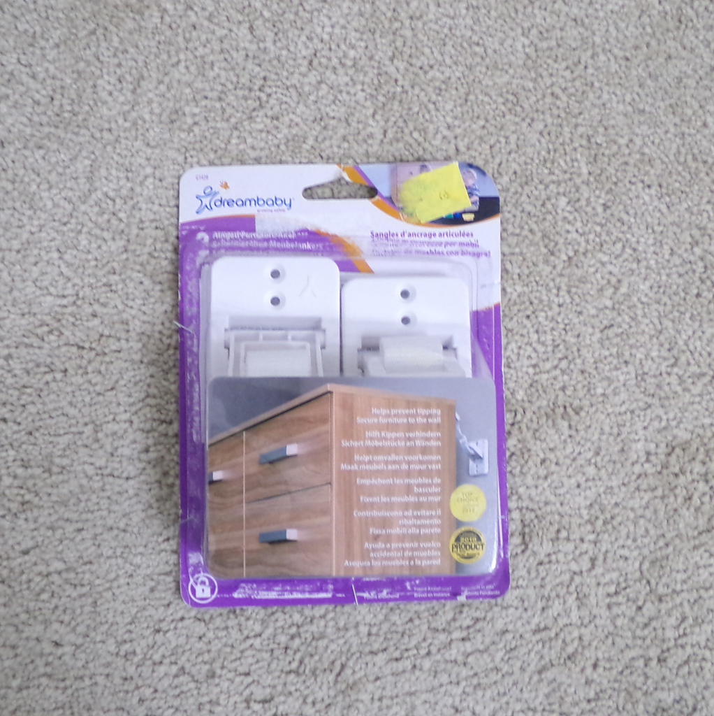 DREAMBABY Úchyty bezpečnostní na nábytek 2 kusy