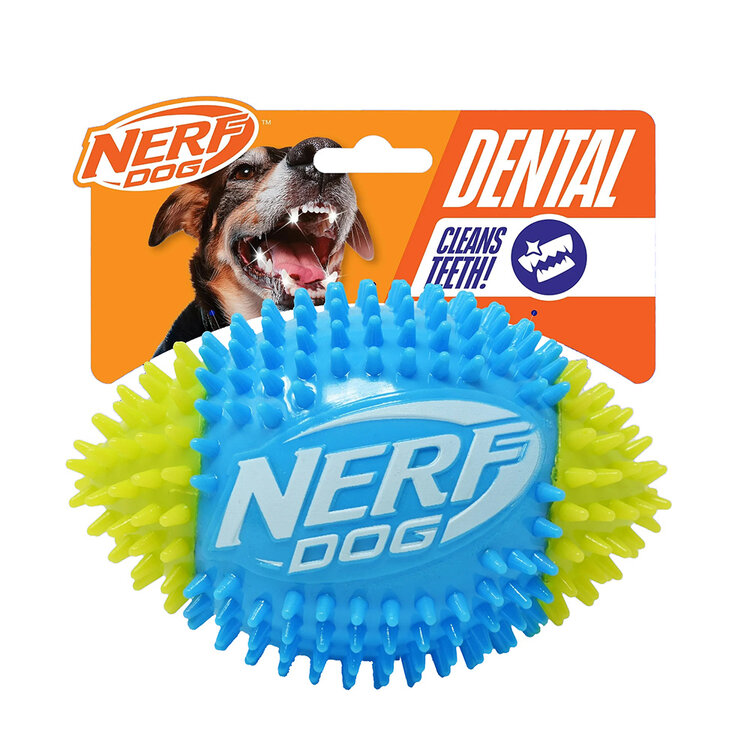 NERF DOG Hračka pro psy pískací fotbalový míč se spikemi 15 cm